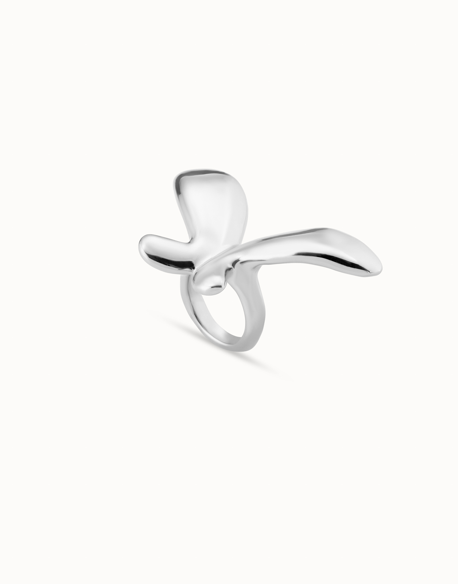 Sterling silver-plated ring with medium sized butterfly shape, Silver, large image number null