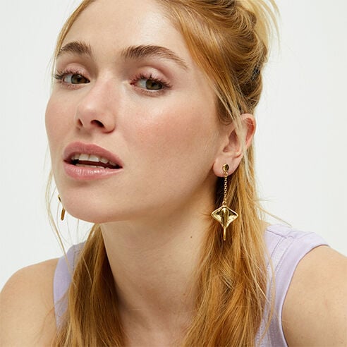 Earring Trends for This Summer: The Styles That Are Making Waves
