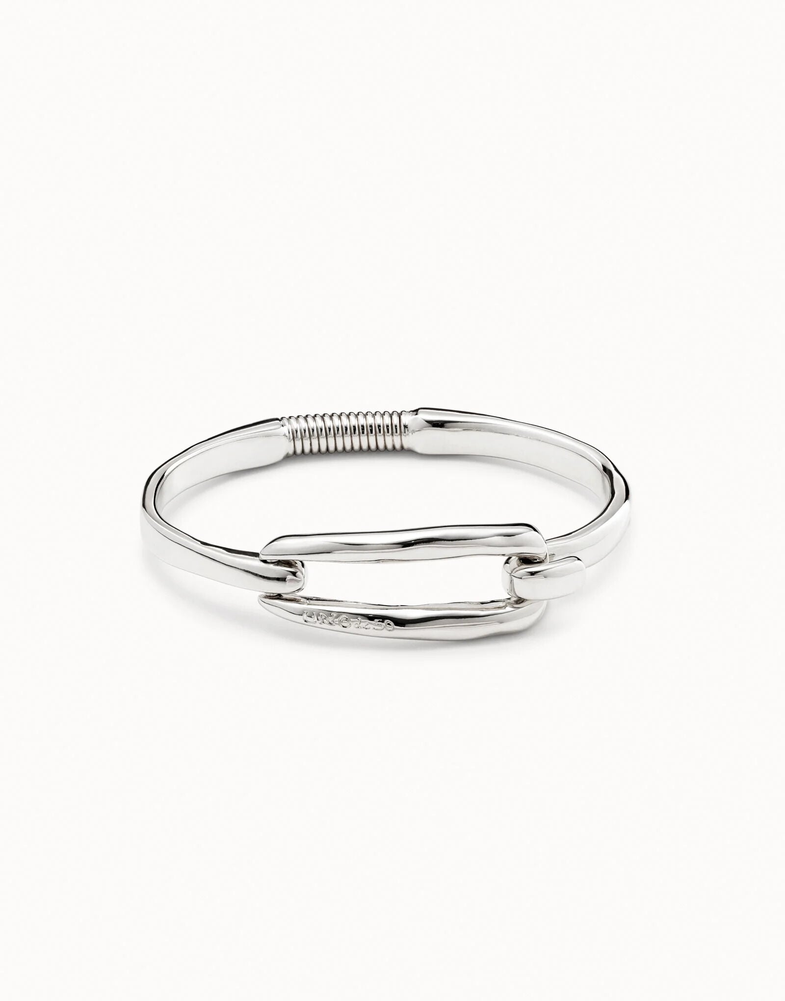 Bangle bracelet with buckle