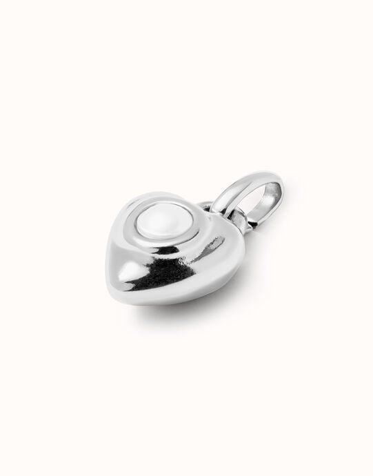 Charm with pearl