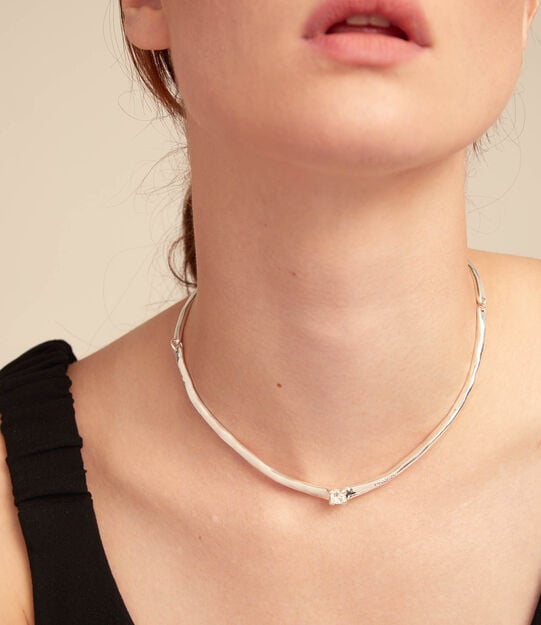 Collar r&iacute;gido ba&ntilde;ado en plata de ley y circonita blanca, Plateado, large