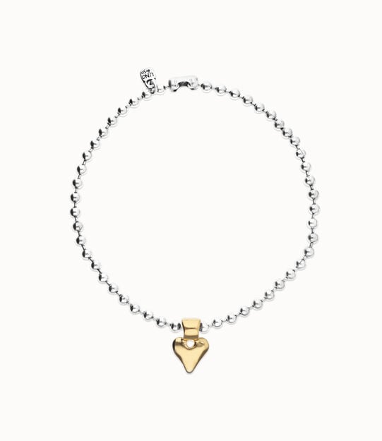 Collier de perles plaqu&eacute; argent avec d&eacute;tail de c&oelig;ur en or 18k