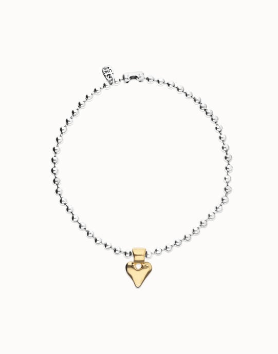Beaded short necklace with heart detail