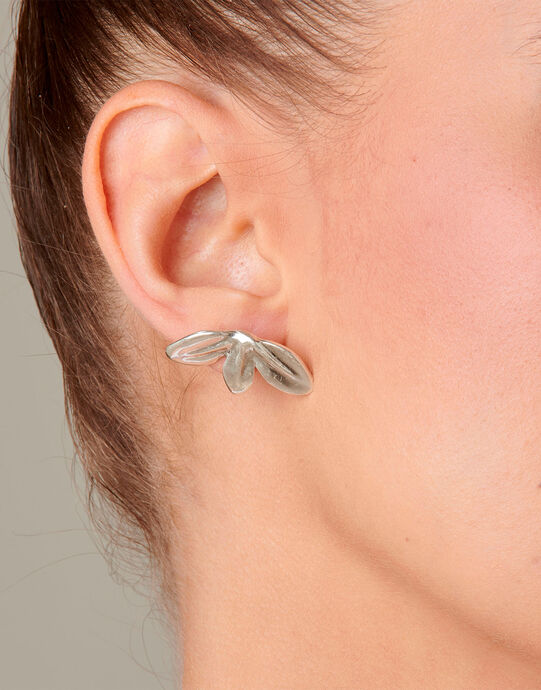 Leaf shaped stud earrings, Silver, large