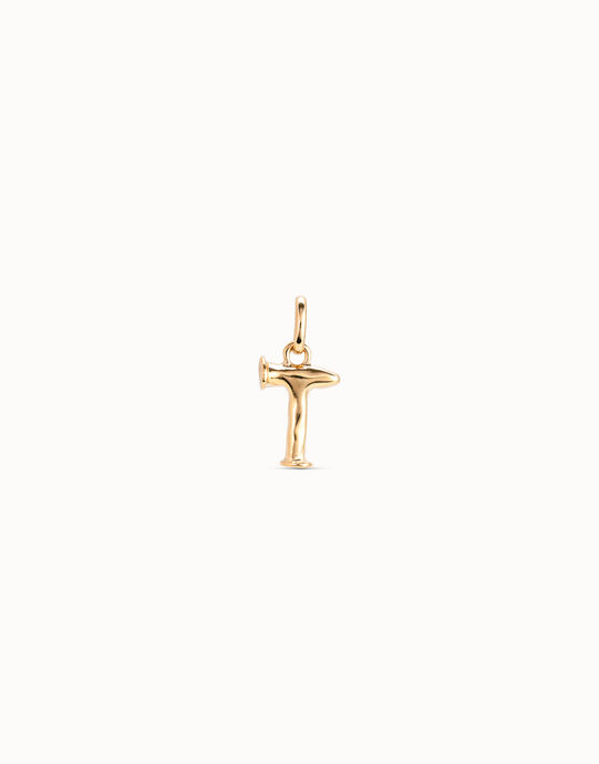Charm ba&ntilde;ado en oro de 18k de letra T