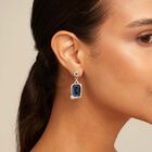 Earrings with blue crystals
