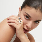 Ring with three bubble-shaped beads