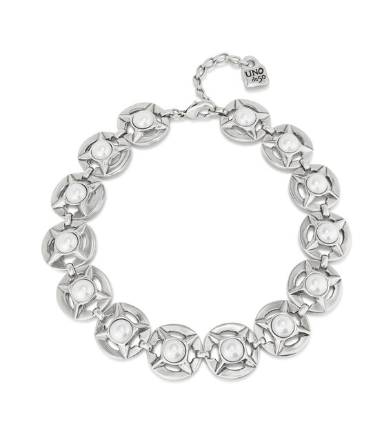 Collar corto bañado en plata con perlas