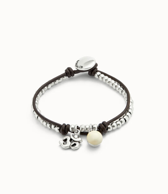 Leather beaded bracelet with ivory murano glass