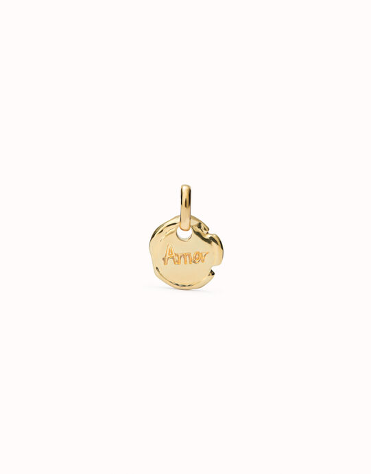 Charm with the word &ldquo;love&rdquo;