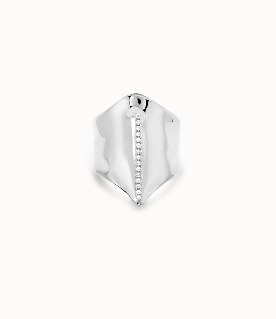 Sterling silver-plated ring with the shape of a manta ray
