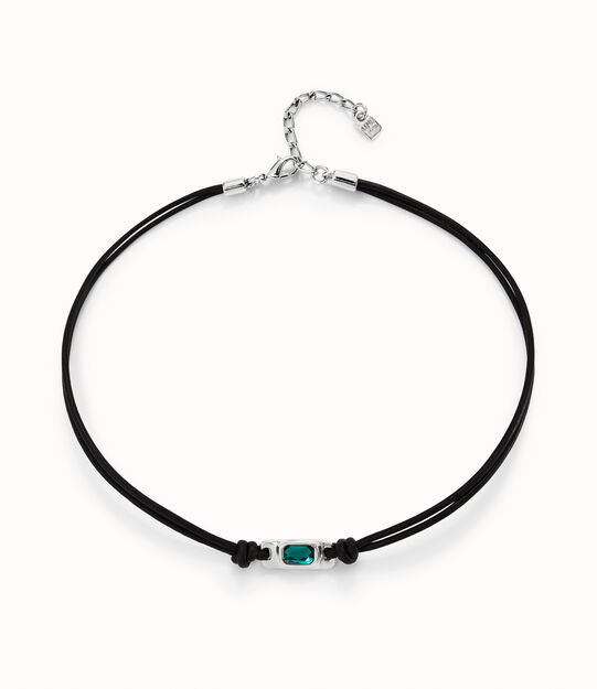 Collar de cuero bañado en plata de ley con cristal verde