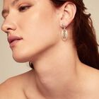 Link shape drop earrings
