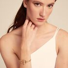 Bangle bracelet with medium sized link
