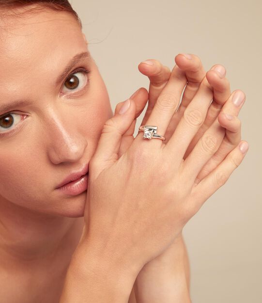 Ring with white cubic zirconia, Silver, large