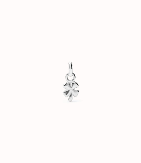 Charm placcato argento Sterling a forma di quadrifoglio.