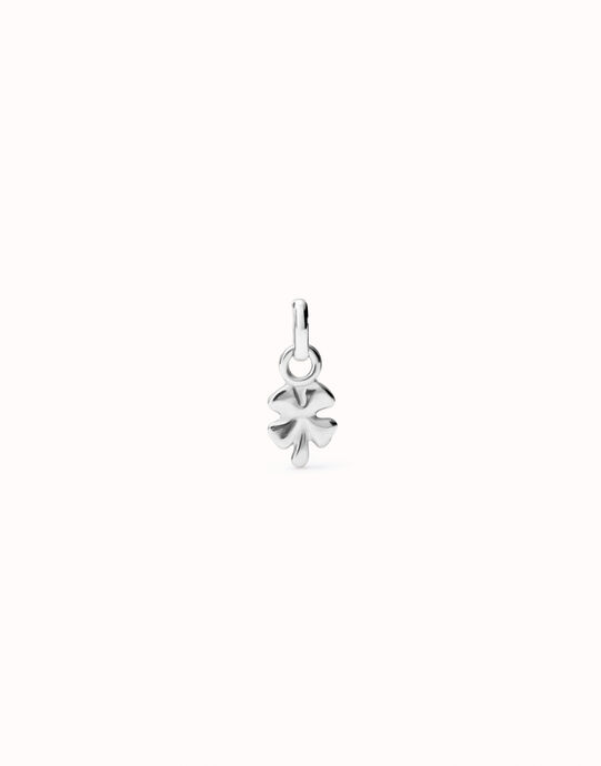 Charm placcato argento Sterling a forma di quadrifoglio.