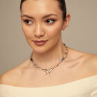Short beaded necklace with butterfly