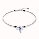 Short pendant necklace with dragonfly