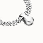 Pulsera con hilos plateados y esfera grande
