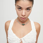 Link chain short necklace with a green crystal