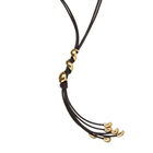 Collier long en cuir avec spirale dor&eacute;e