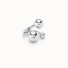 Ring with three bubble-shaped beads