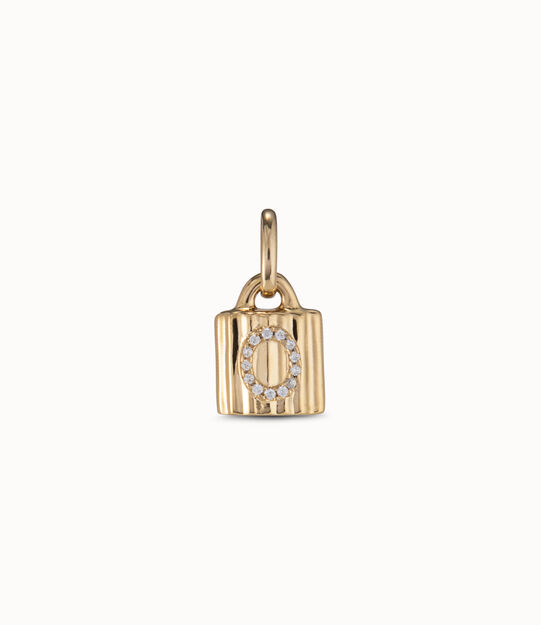 Charm candado bañado en oro de 18K ley con letra de topacios O