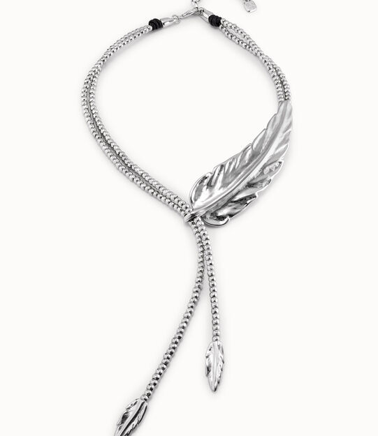Collar largo bañado en plata de ley rematado en pequeñas plumas