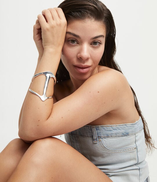 Pulsera r&iacute;gida ba&ntilde;ada en plata de ley estructura mantarraya, Plateado, large