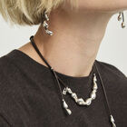 Leather necklace with intertwined drops