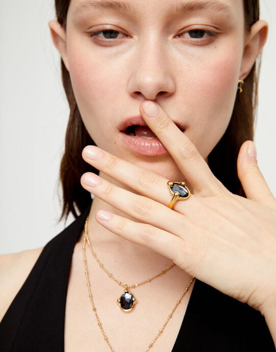Ring with oval faceted black crystal, Golden, large