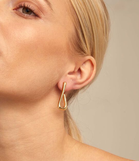 Pendientes ba&ntilde;ados en oro de 18k con forma de eslab&oacute;n, Dorado, large