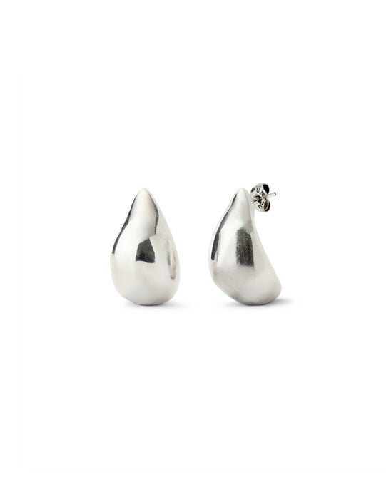 Drop-shaped earrings