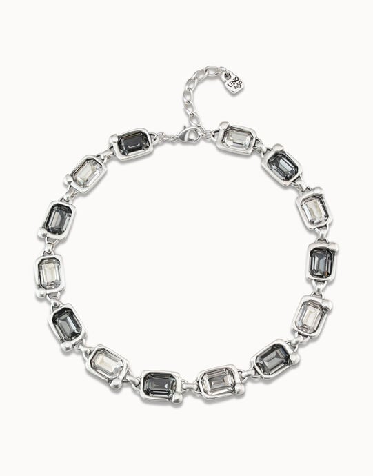 Short necklace with crystals