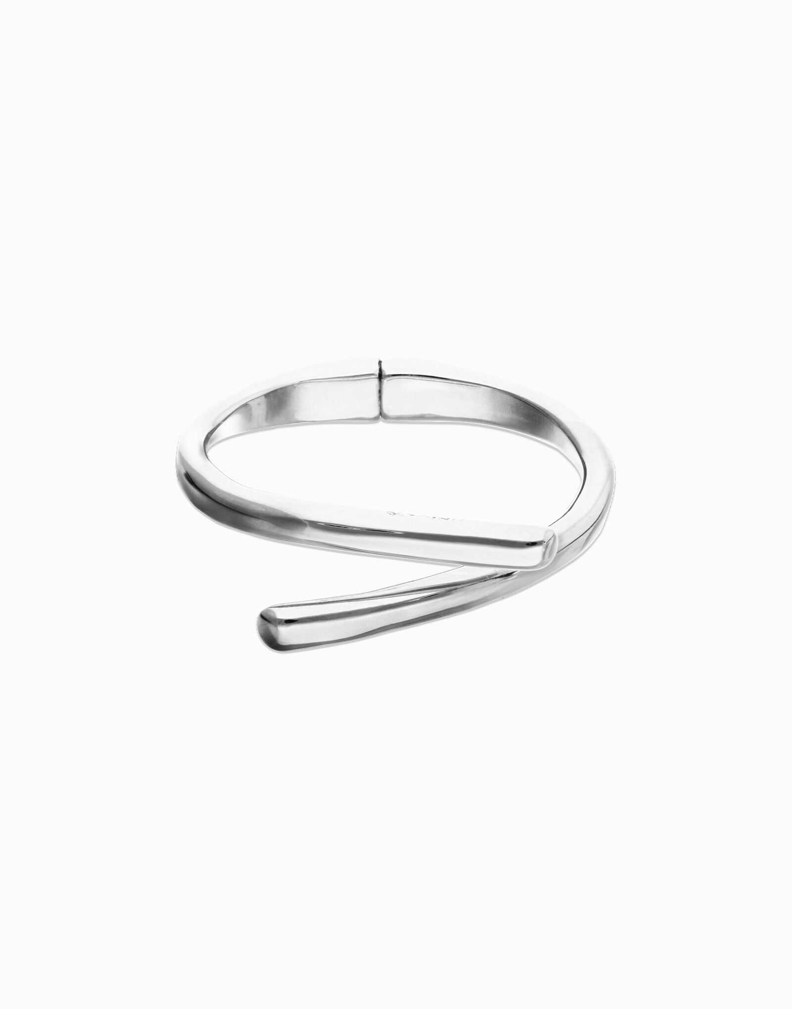Bangle bracelet with three intertwined organic shapes | UNOde50