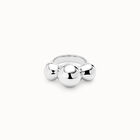ring with three central beads