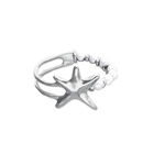Bracelet with pearls and starfish
