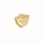 Ring with the shape of a manta ray