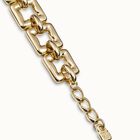Short chain bracelet with square-shaped links