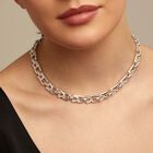 Rectangular links chain necklace