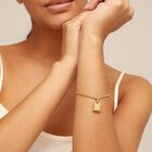 Oval link chain charm bracelet