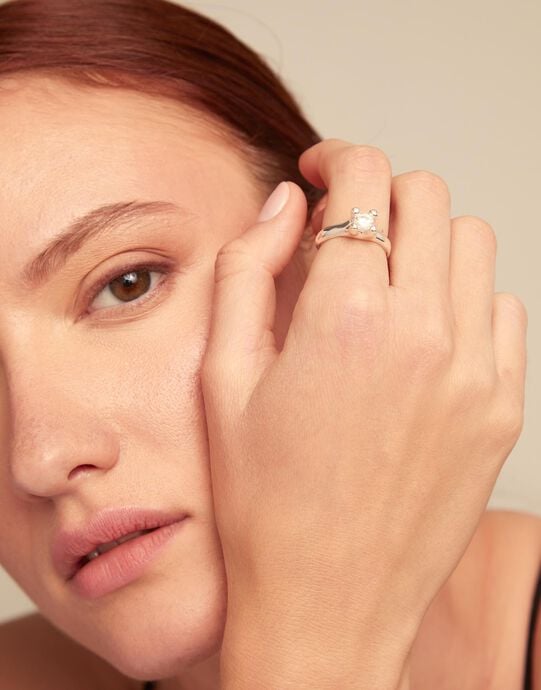 Ring with white zirconia, Silver, large
