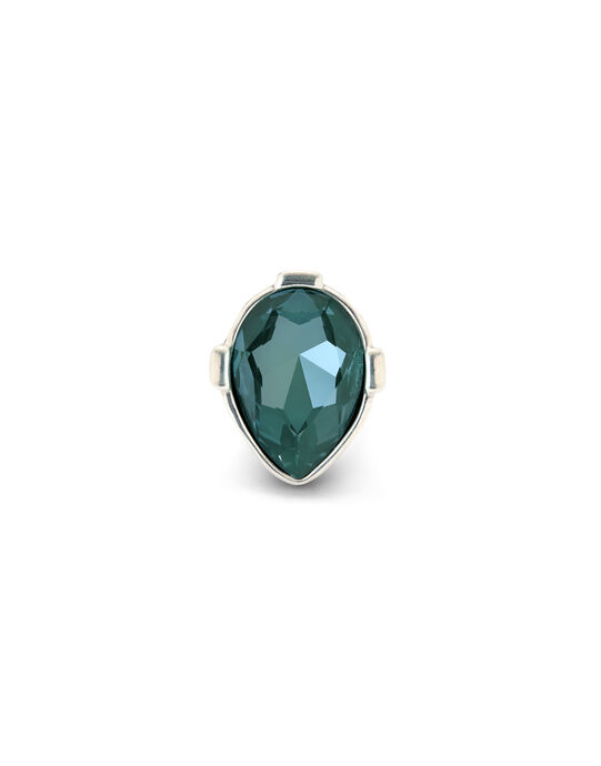 Drop-shaped ring with a green faceted crystal