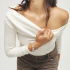 Link bracelet with cylindrical pieces