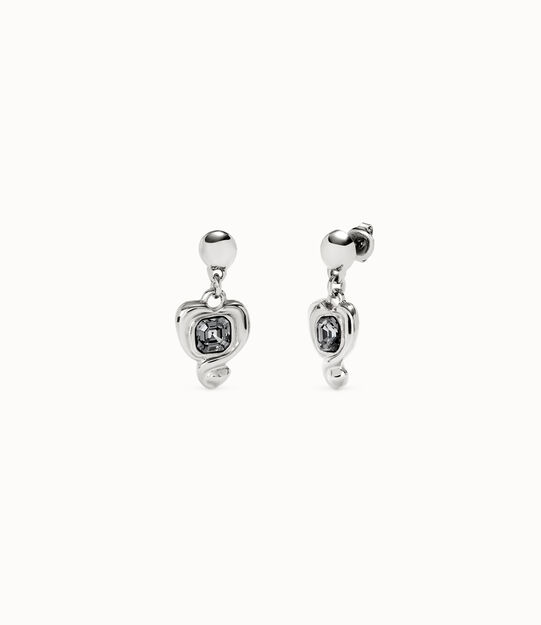 Pendientes bañados en plata de ley con corazón colgante y cristal negro