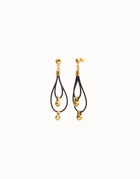 Pendientes de cuero largo doble con detalle de esfera ba&ntilde;ado en oro 18k
