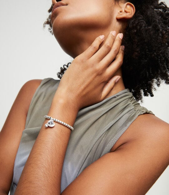 Beaded  stretch bracelet with heart and black crystal, Silver, large