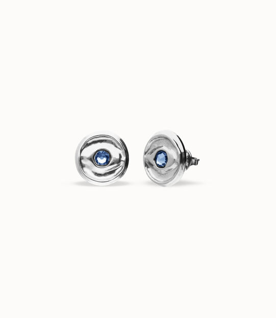 Pendientes de botón bañados en plata con cristal facetado azul