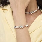 Elastic bracelet with multicolored crystals and starfish